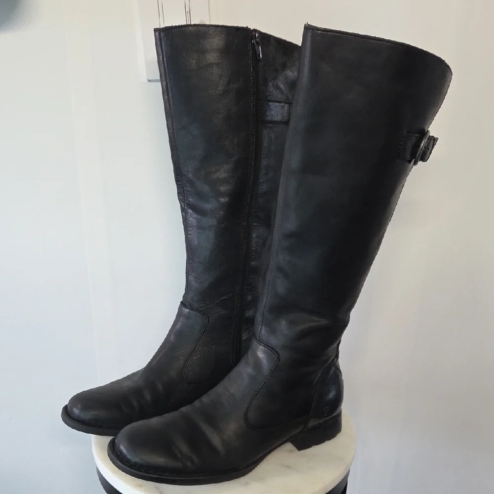 Born Black Leather Boots with Buckle Size 9